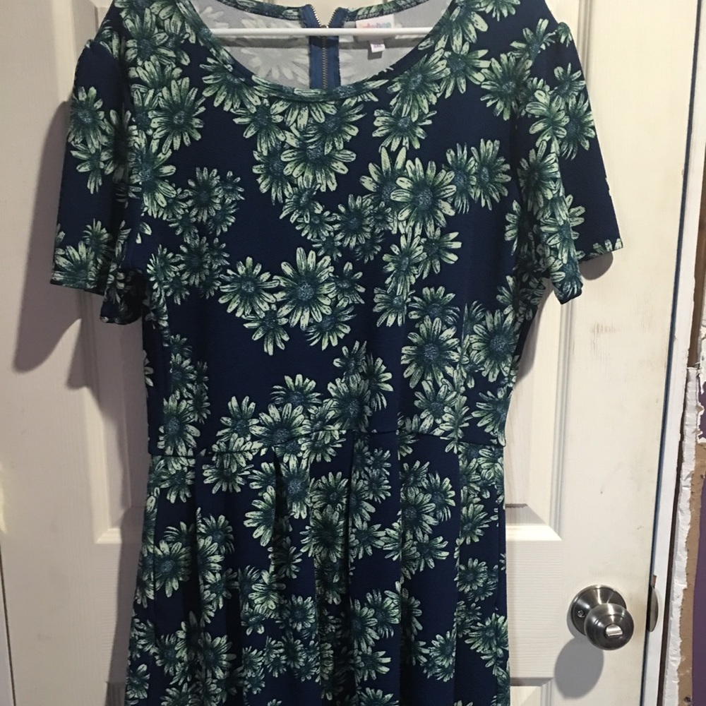 LulaRoe Amelia